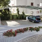Апартаменты By The Sea Slatine, Ciovo - 972 *